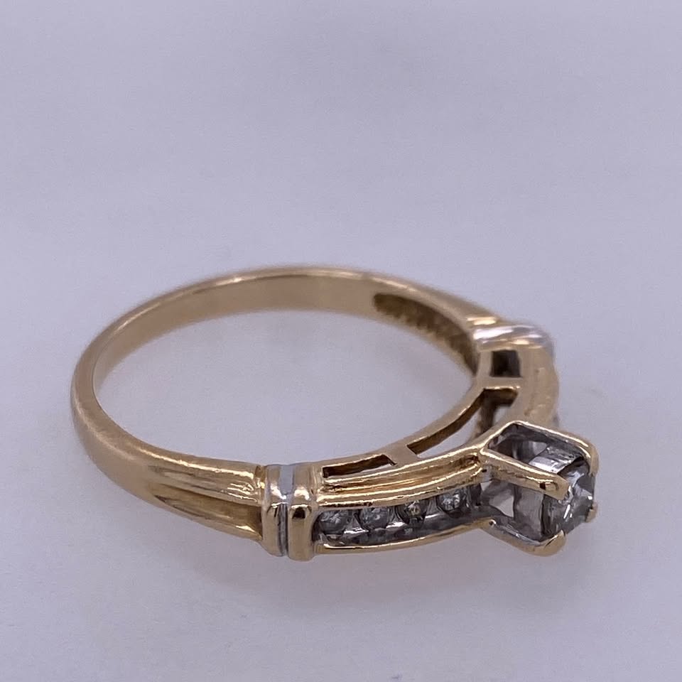 10k Yellow Gold Antique Style Ring