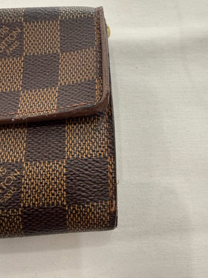 Louis Vuitton Damier Ebene Sarah Wallet