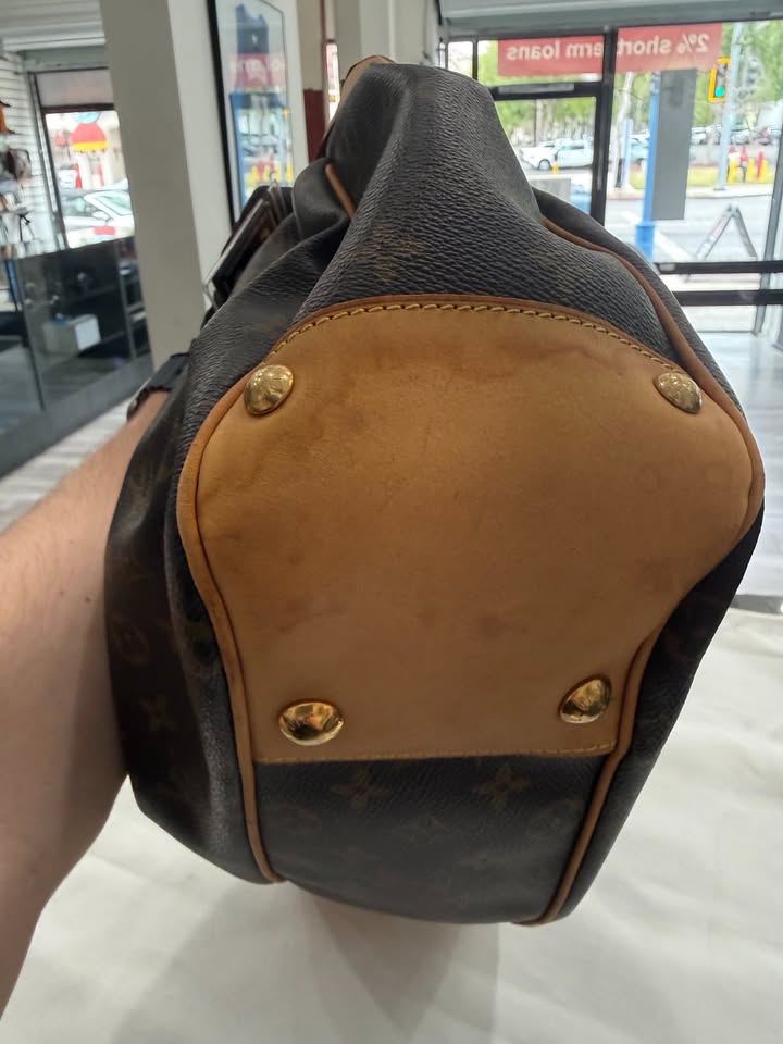 Louis Vuitton BOETIE Handbag