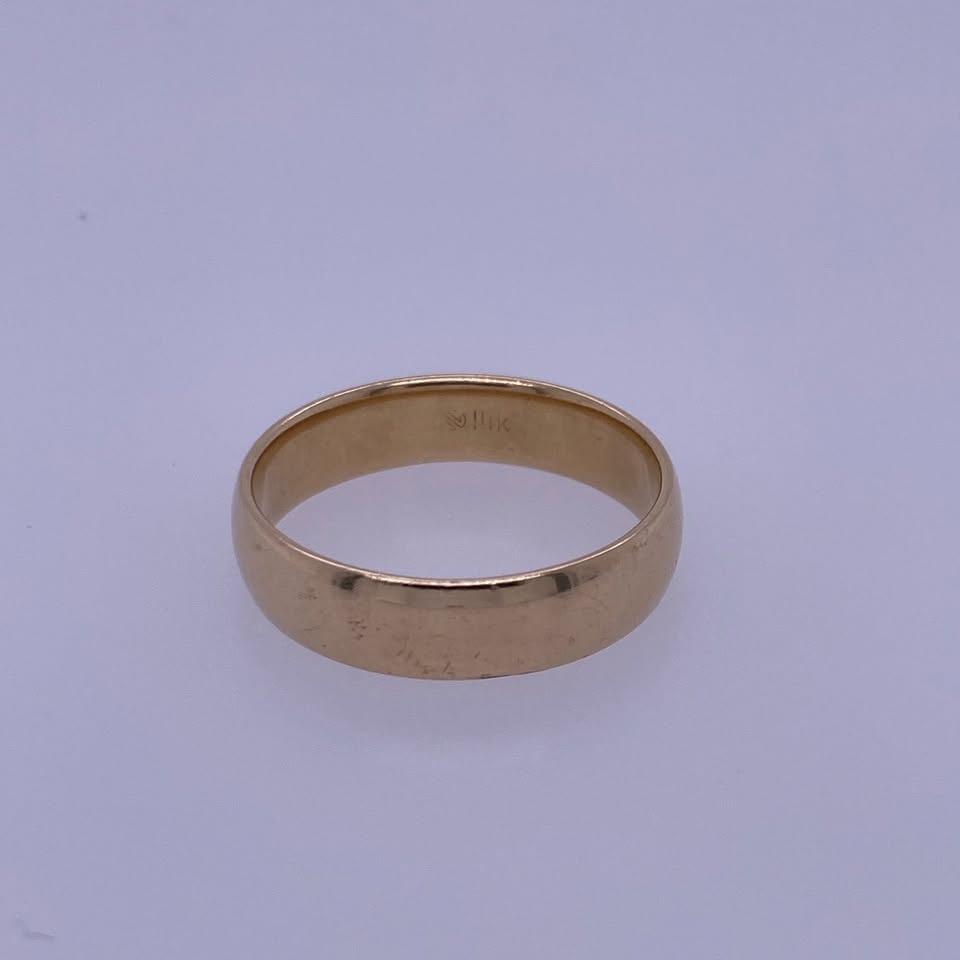 14k Yellow Gold Wedding/Engagement Band