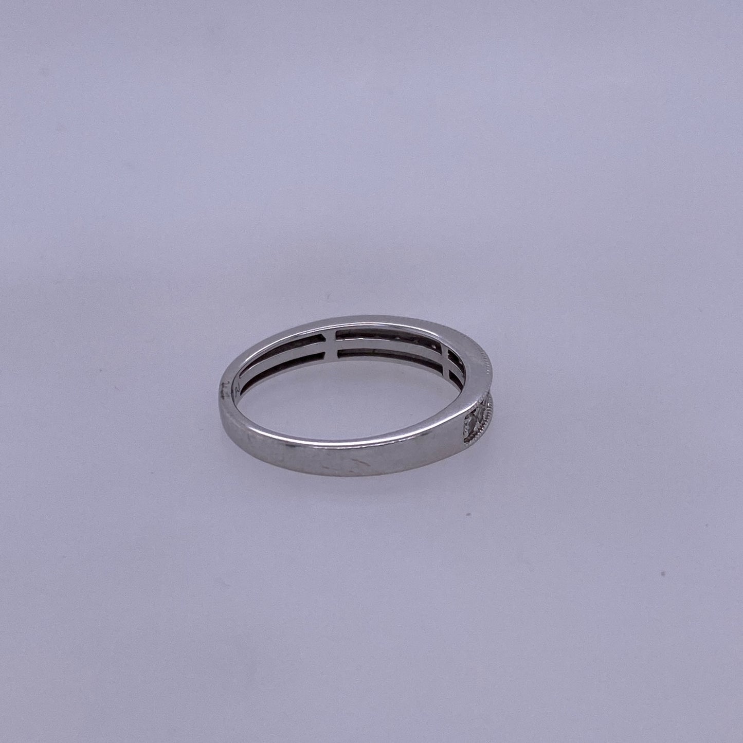14k White Gold Ladies Diamond Band