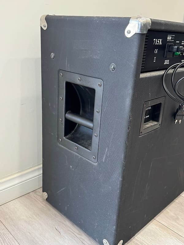 Trace Elliot 715X 500-watt Bass Combo Amp