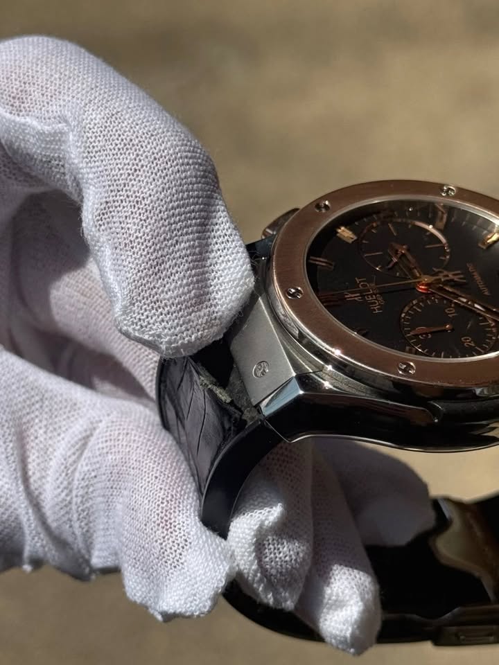 Hublot Classic Fusion 18k Rose Gold/Titanium 45mm 521.NO.1181.LR