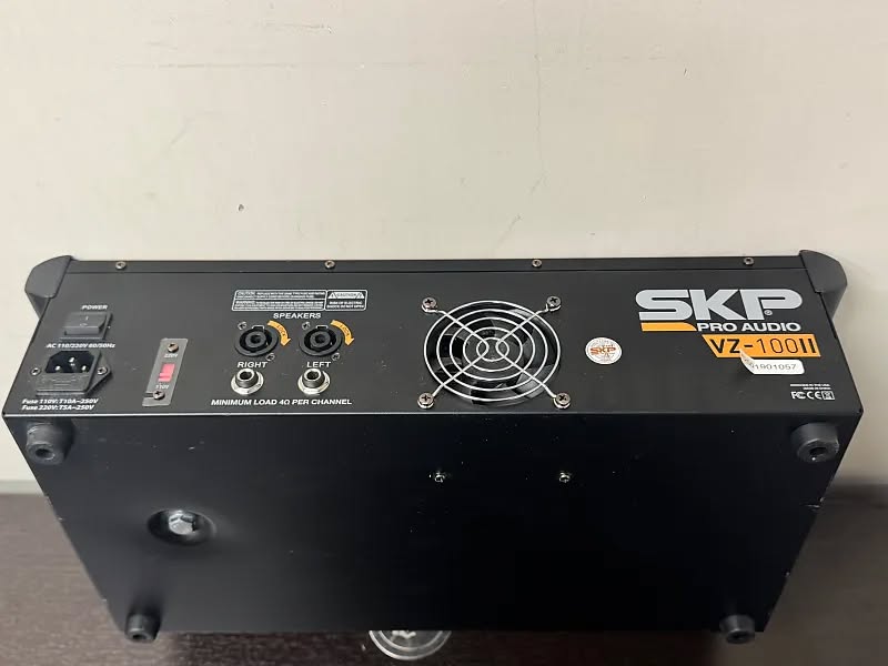 SKP AUDIO VZ-100 II Recording Stereo Powered Console