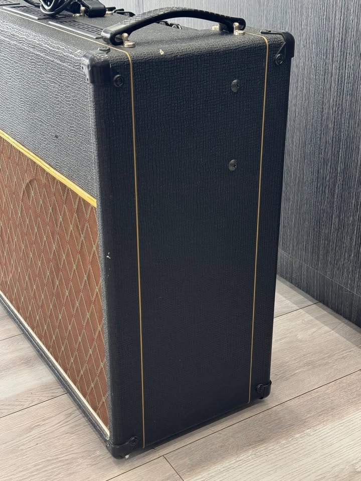 Vox AC30C2 Custom 2-Channel 30-Watt 2x12" Combo
