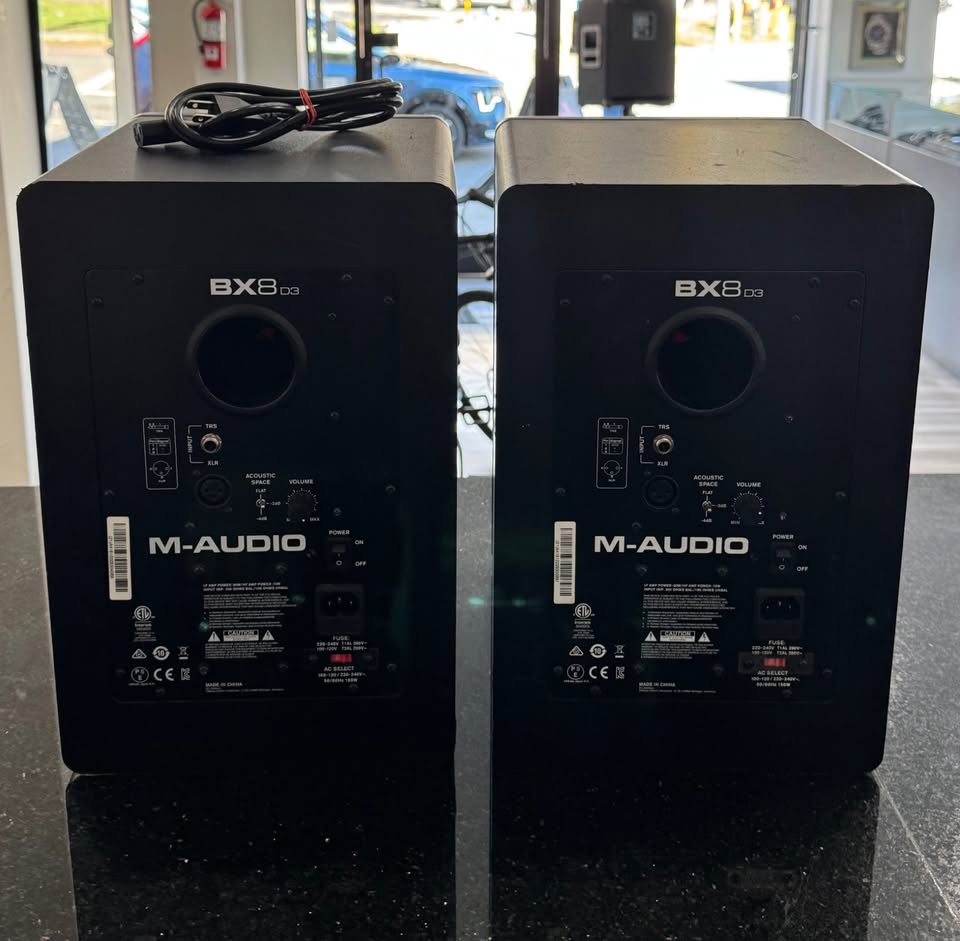 M-Audio BX8 D3 Powered Studio Monitors