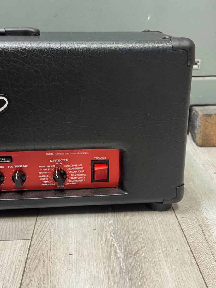 Line 6 Flextone II Guitar Amplifier AMP - 100 Watt