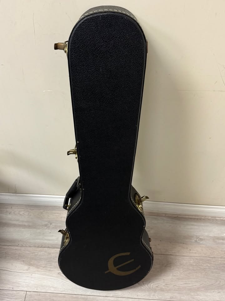 Epiphone Les Paul Gibson White Electric 6 String Guitar