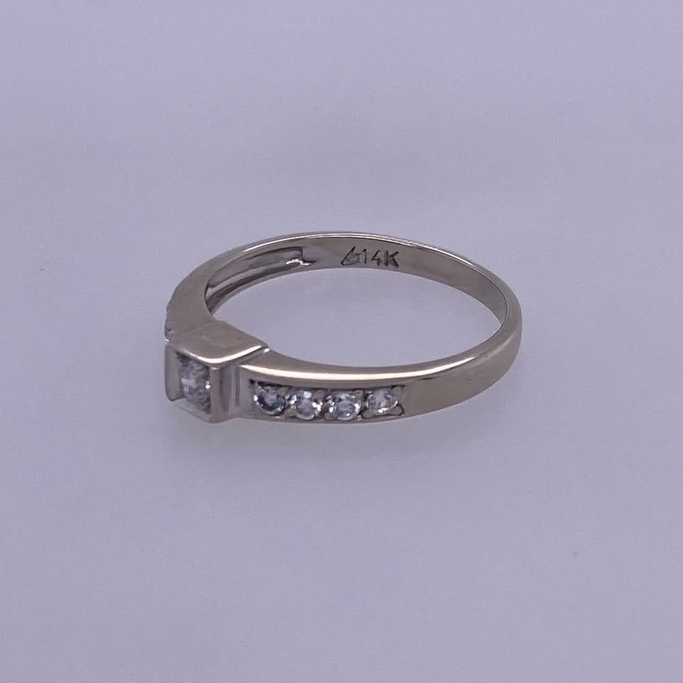 14k White Gold Ladies Diamond Statement Ring