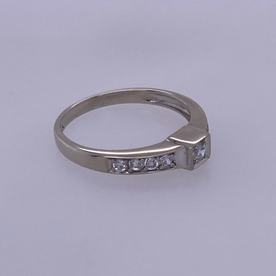 14k White Gold Ladies Diamond Statement Ring