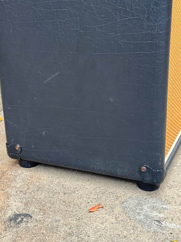 Line 6 Duoverb 2X12 Guitar Speaker Cabinet