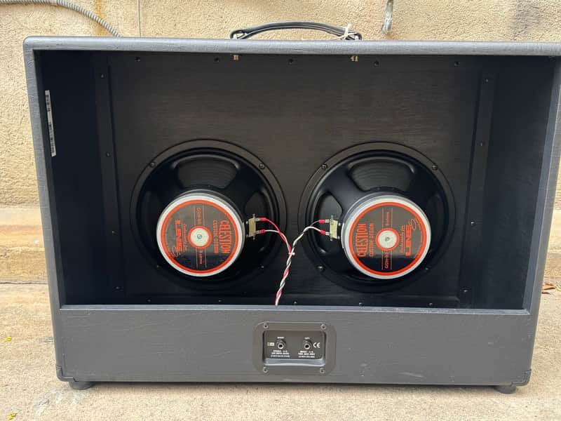 Line 6 Duoverb 2X12 Guitar Speaker Cabinet