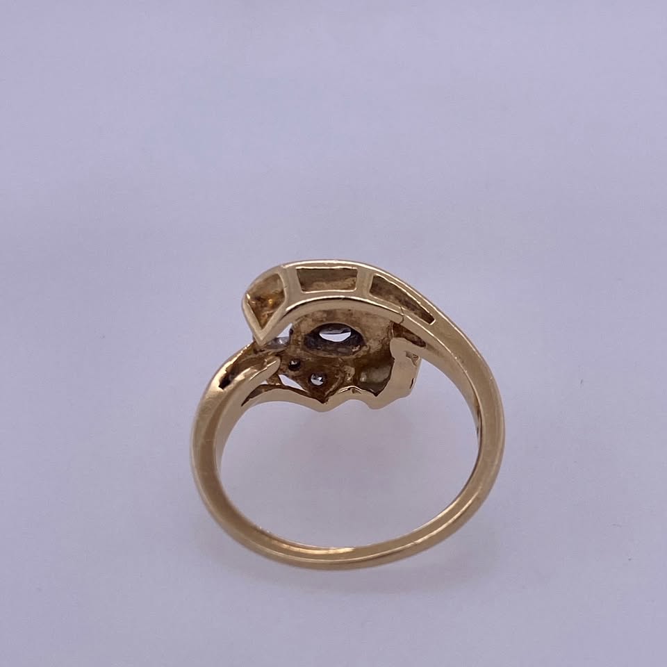 14K Yellow Gold 0.15 Antique Cut Diamond Engagement/Wedding Ring