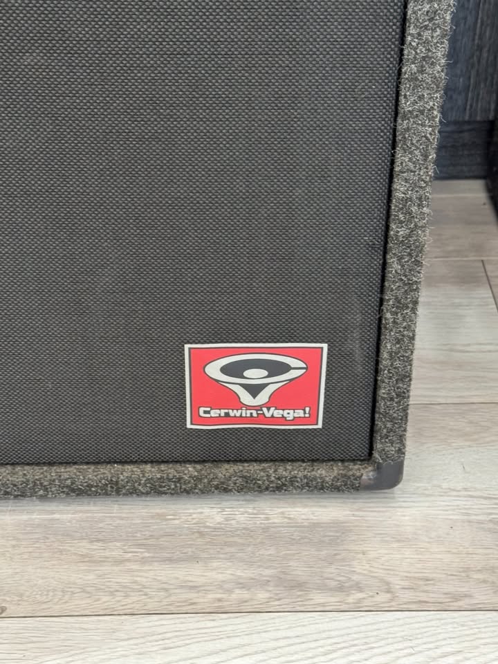 Cerwin-Vega MV-15 Pair Pro Audio Speakers