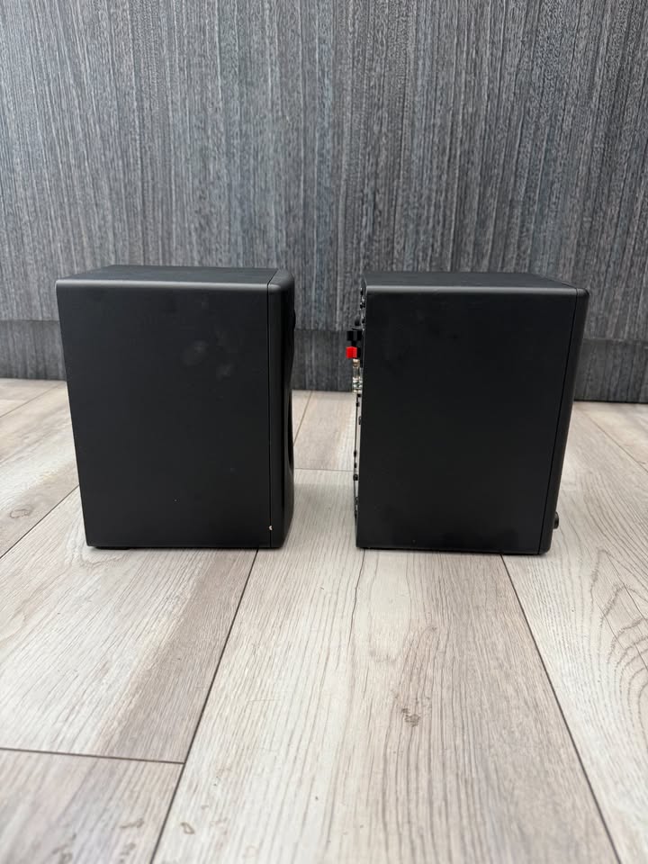 PreSonus Eris E3.5 2-Way 3.5" Active Studio Monitor (Pair) 2017 - Present - Black