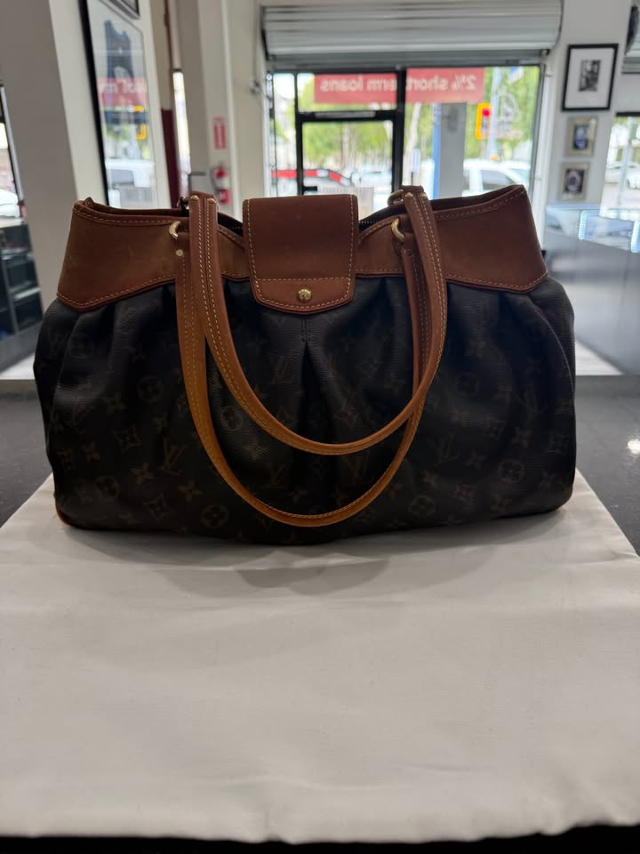 Louis Vuitton BOETIE Handbag