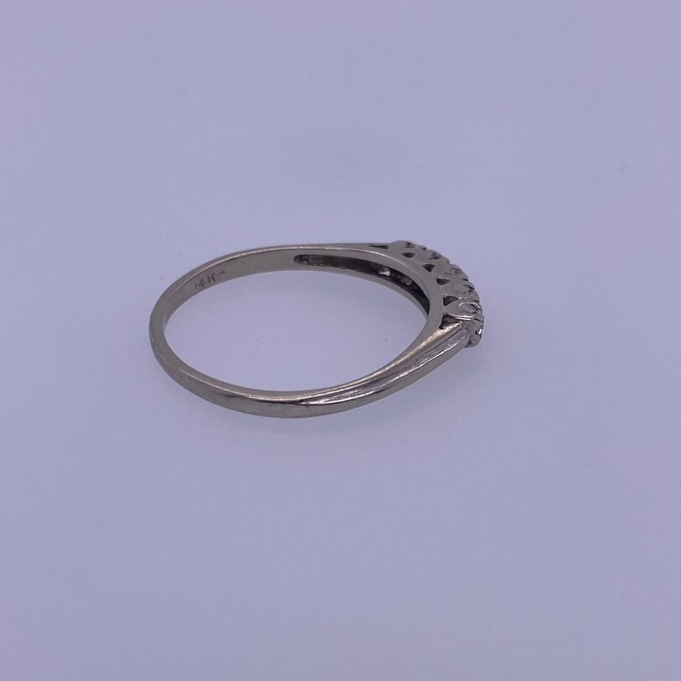 14k White Gold 0.10TCW Ladies Diamond Ring