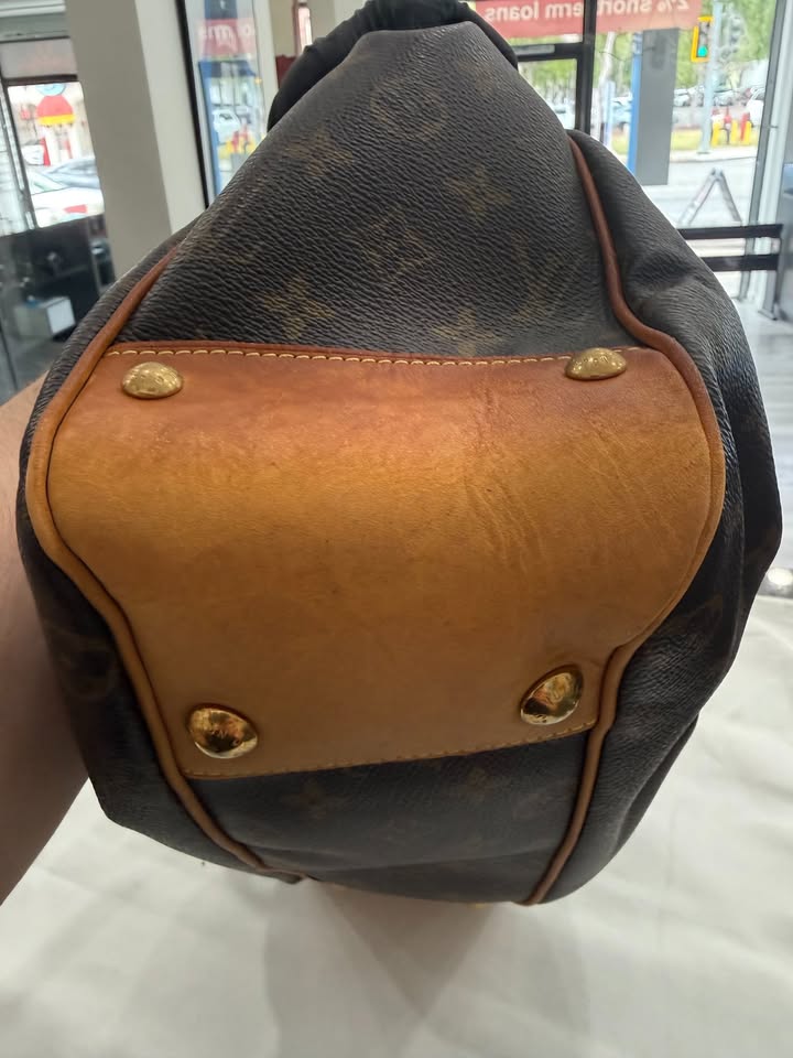 Louis Vuitton BOETIE Handbag