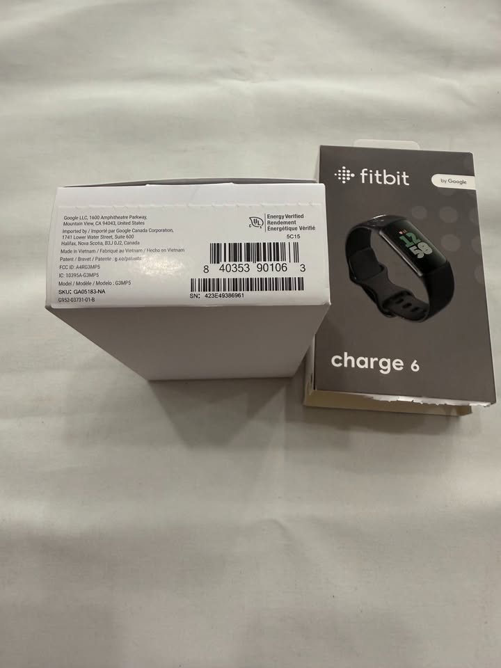 Fitbit Charge 6-Never Used In Original Box