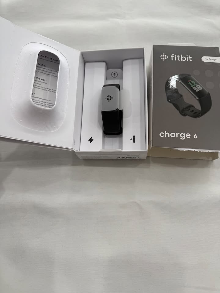Fitbit Charge 6-Never Used In Original Box