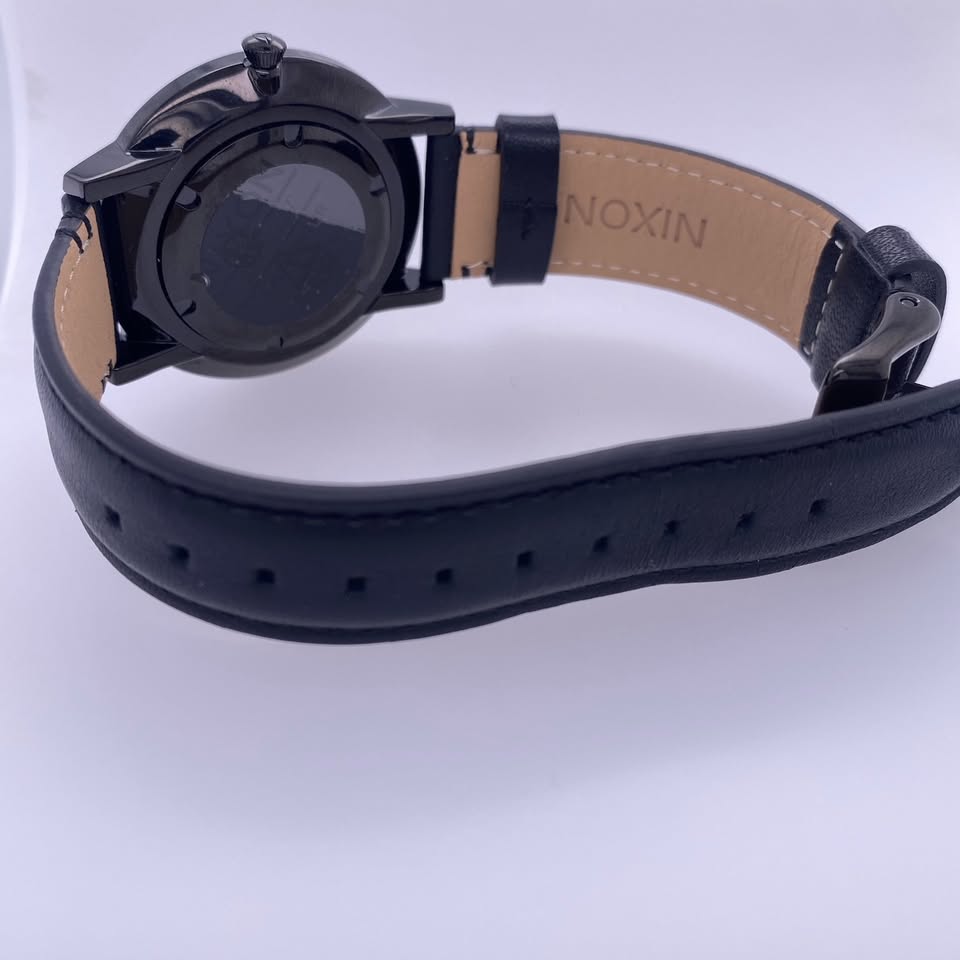 Nixon Porter Leather A1058 50m Water Resistant Men’s Watch