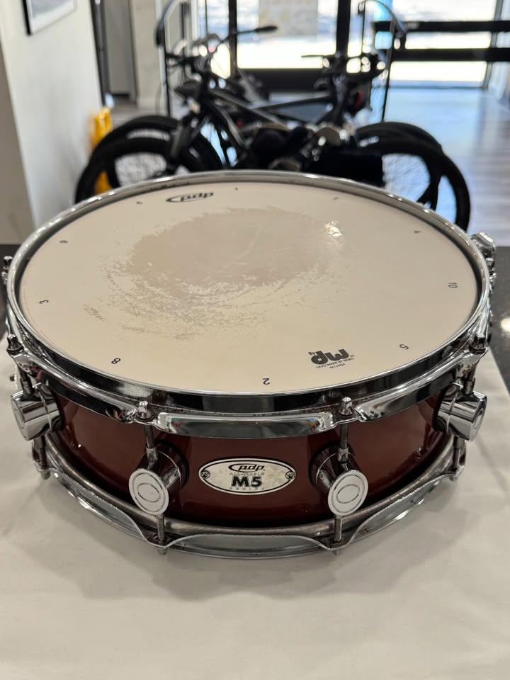 PDP M5 Series Tobacco Maple Drum Set