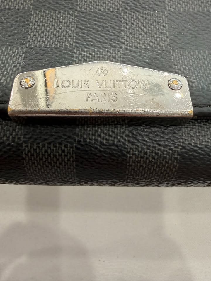 Louis Vuitton Damier Graphite Canvas District PM Messenger Bag-With Authenticity