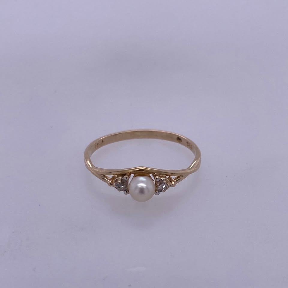 14k Yellow Gold Mini Round Pearl Ladies Ring