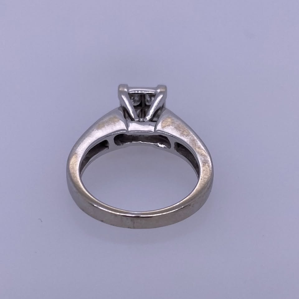14K White Gold Diamond Engagement/Wedding Ring