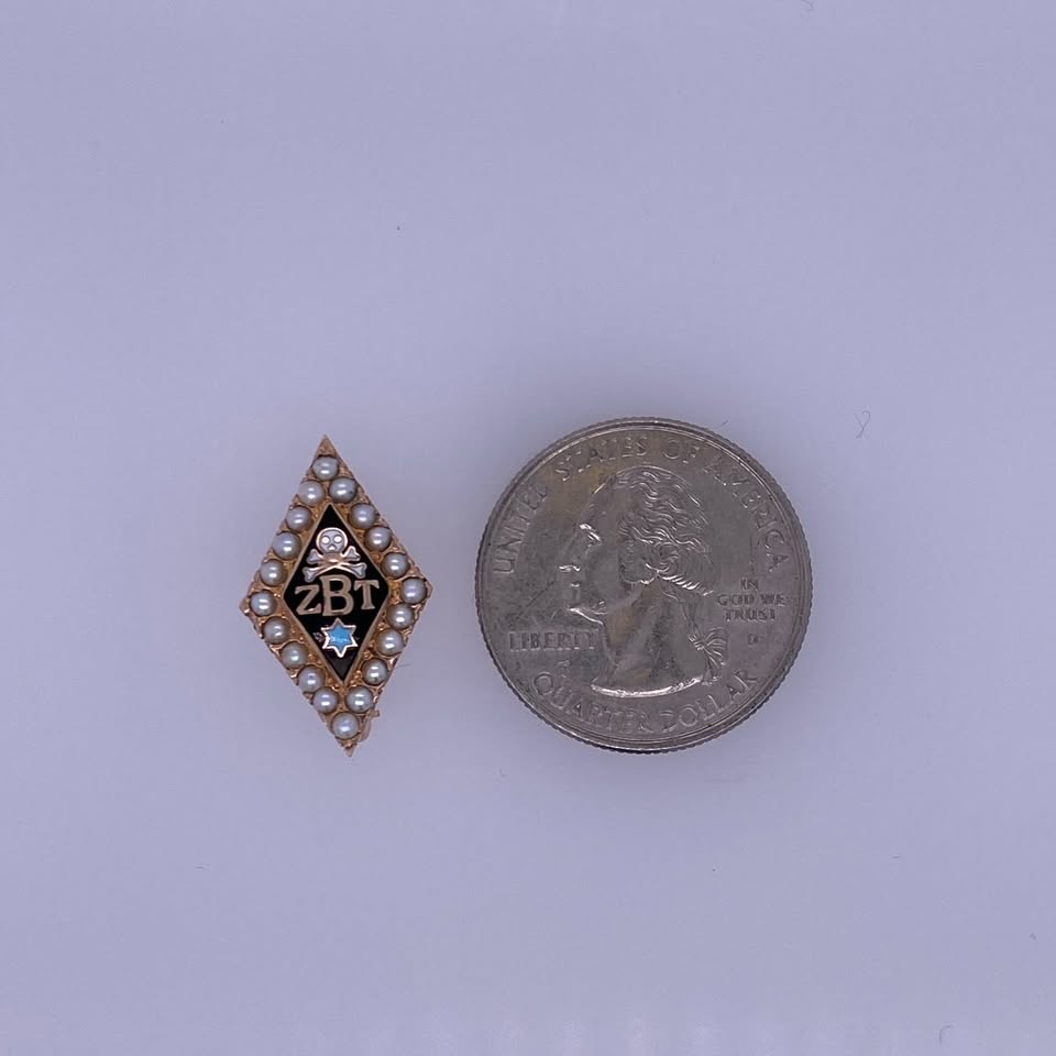 10K Yellow Gold Diamond Shape Pin With Tiny Pearls