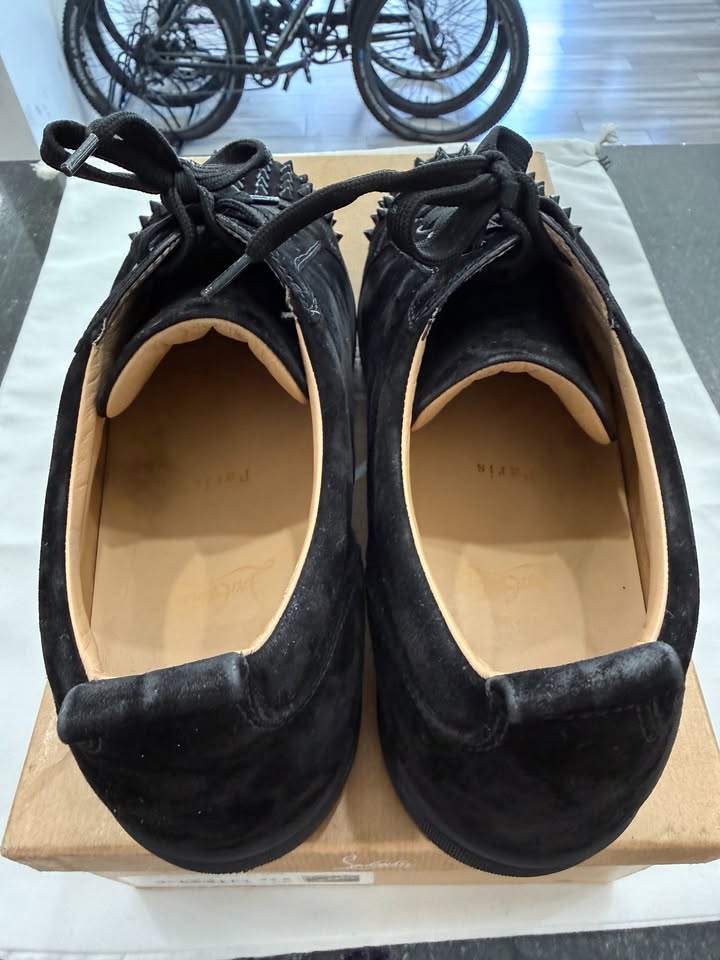 Christian Louboutin Louis Junior Spikes Low-Top Sneakers