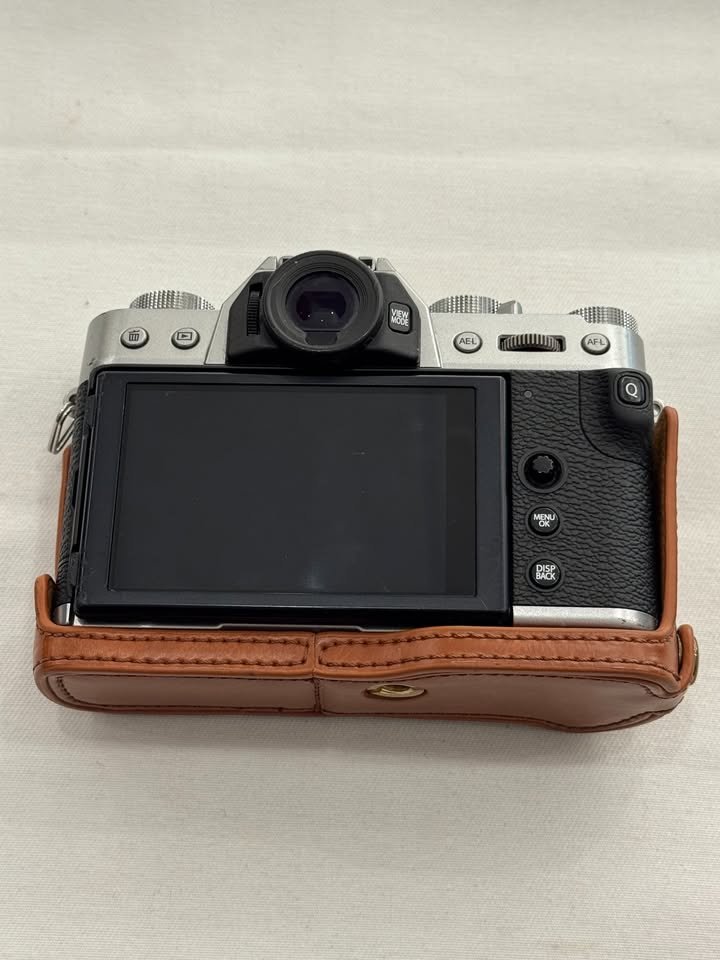 Fujifilm X-T30 Mirrorless Digital Camera Silver