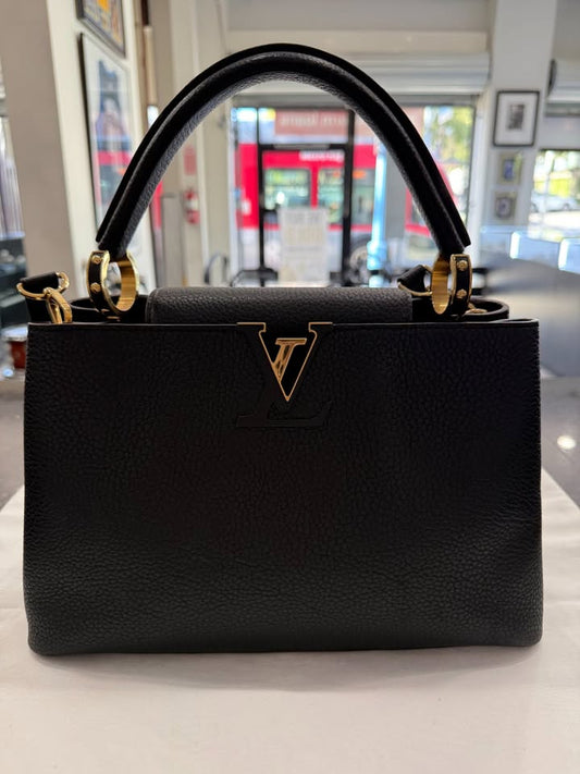 Louis Vuitton Capucines MM Leather Crossbody Bag-M42259