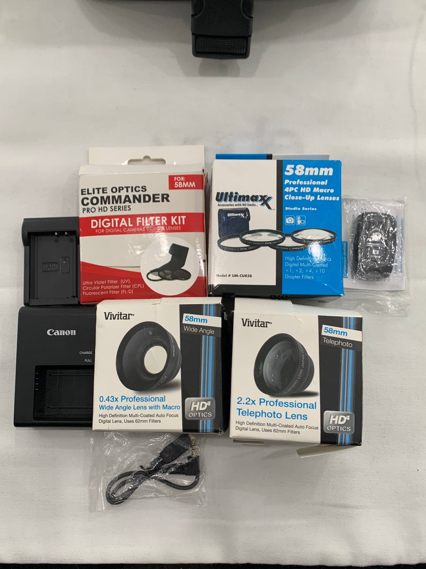 Canon EOS Rebel T6 DS126621 Digital SLR Camera