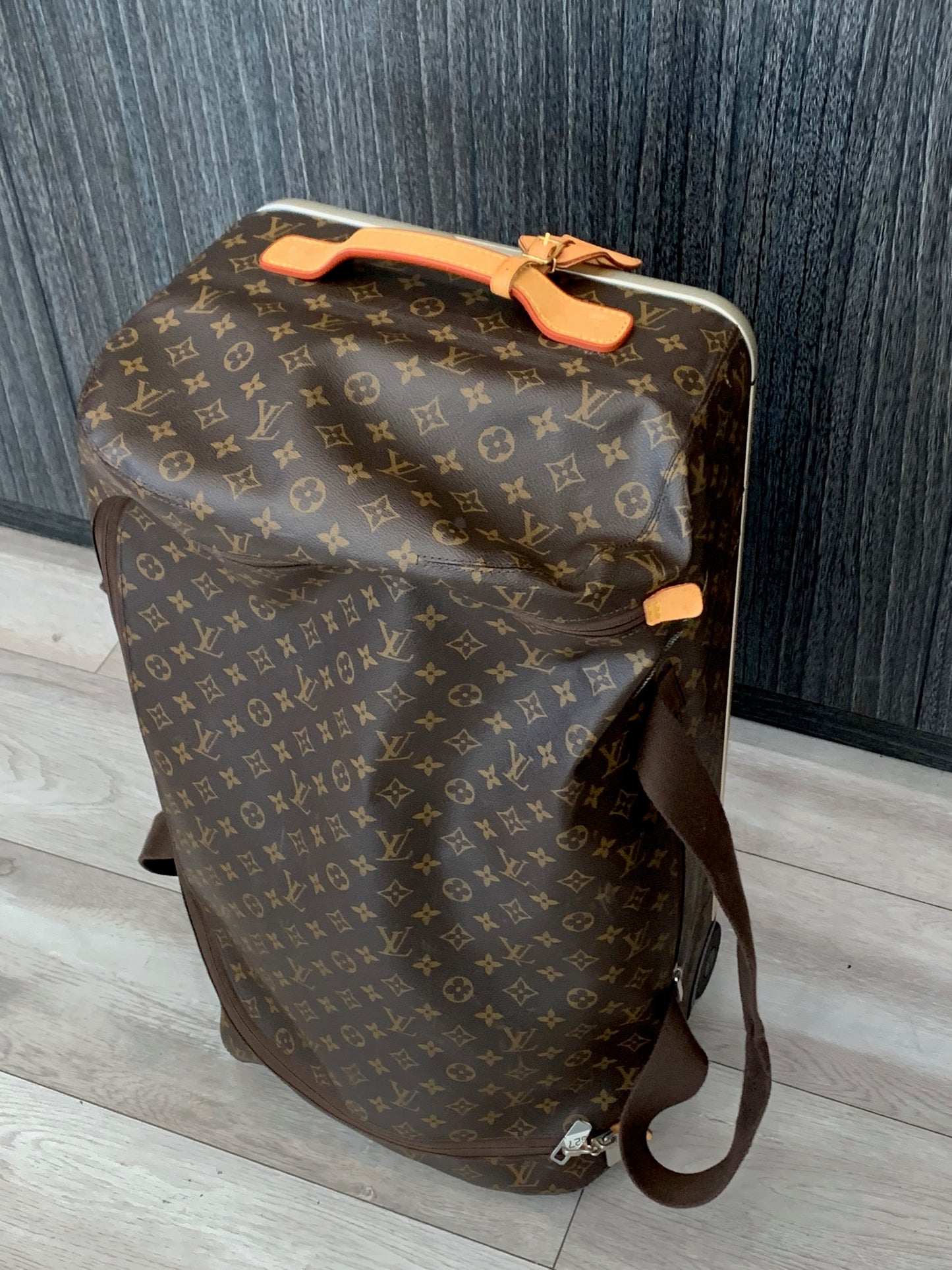 Louis Vuitton Monogram Canvas Horizon Soft Duffle 55