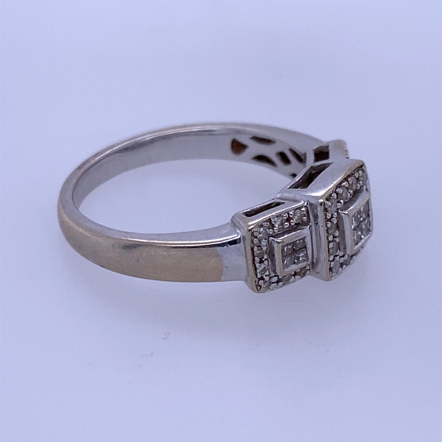 14k White Gold Custom Ring W/ 0.53TCW of Round & Sqaure Diamond Stones