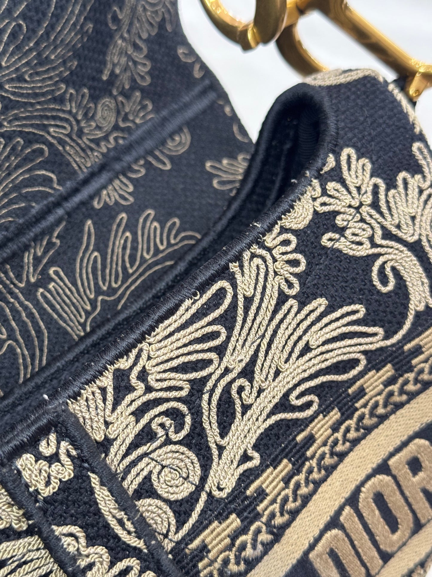 Dior Saddle Bag Oblique Oriental Embroidery Leather Handbag