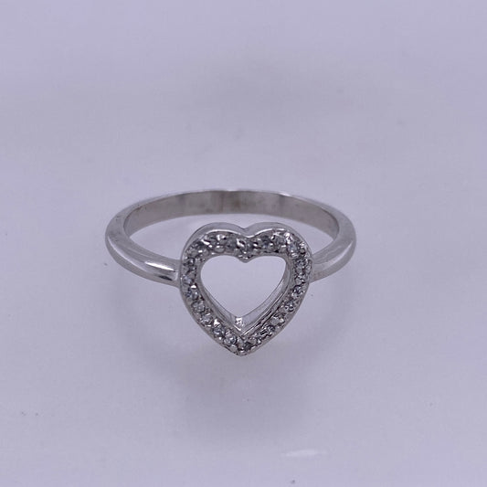 925 Sterling Silver Hert Ring With CZ Stones
