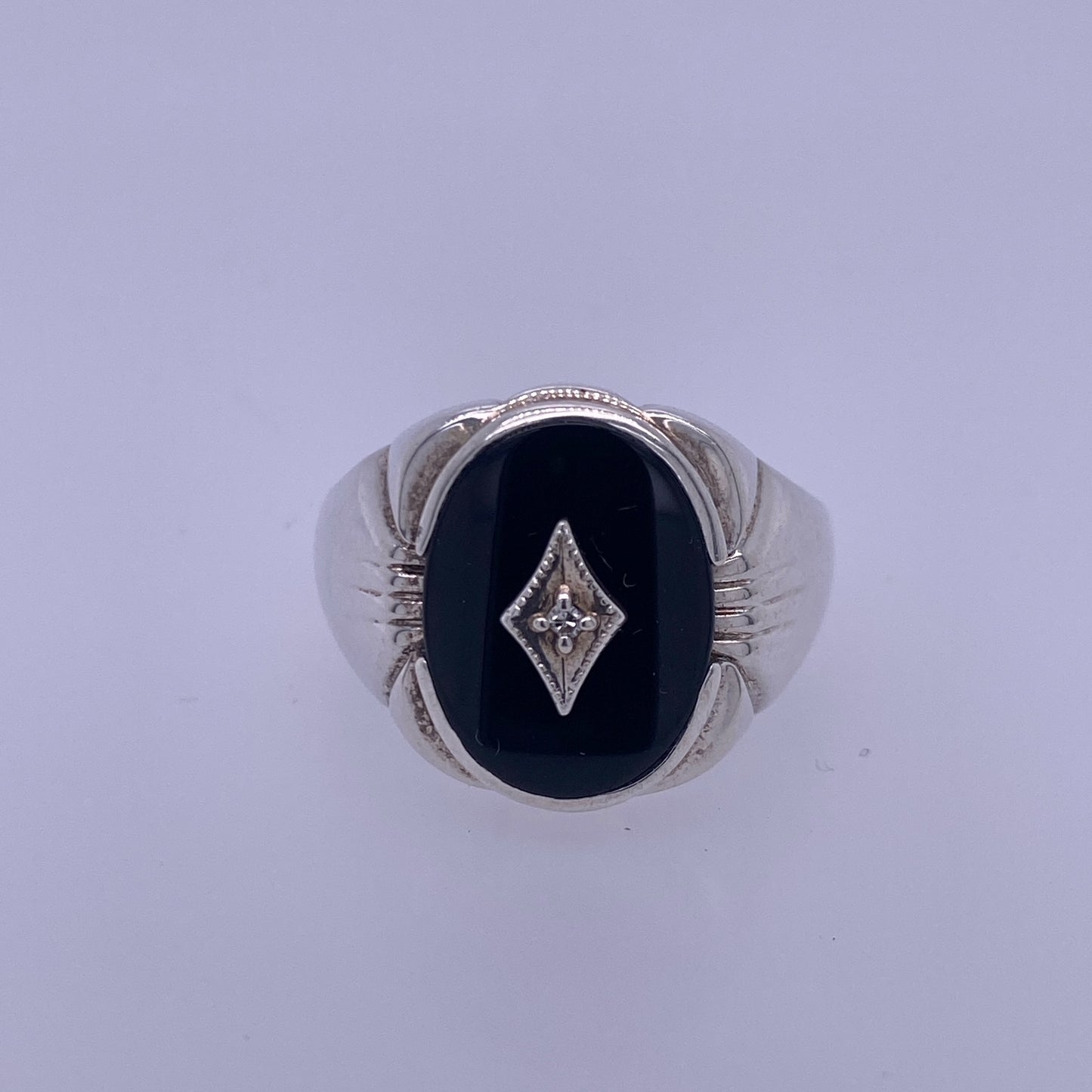 925 Silver Men's Signet Style Ring W/ Black Colored Center Stone