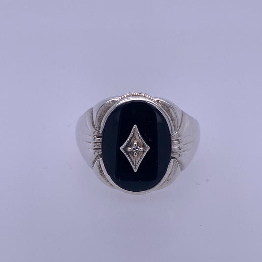925 Silver Men's Signet Style Ring W/ Black Colored Center Stone