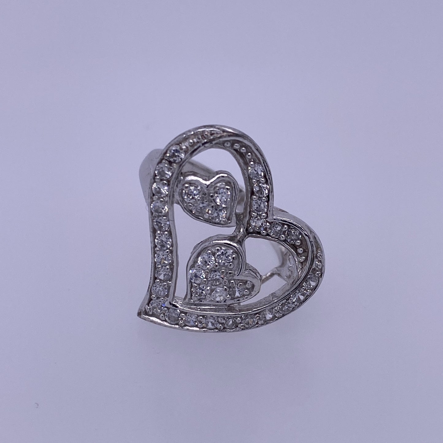 925 Silver Ladies Heart Ring W/ Clear Colored Stones