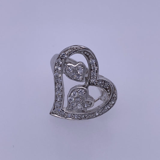 925 Silver Ladies Heart Ring W/ Clear Colored Stones