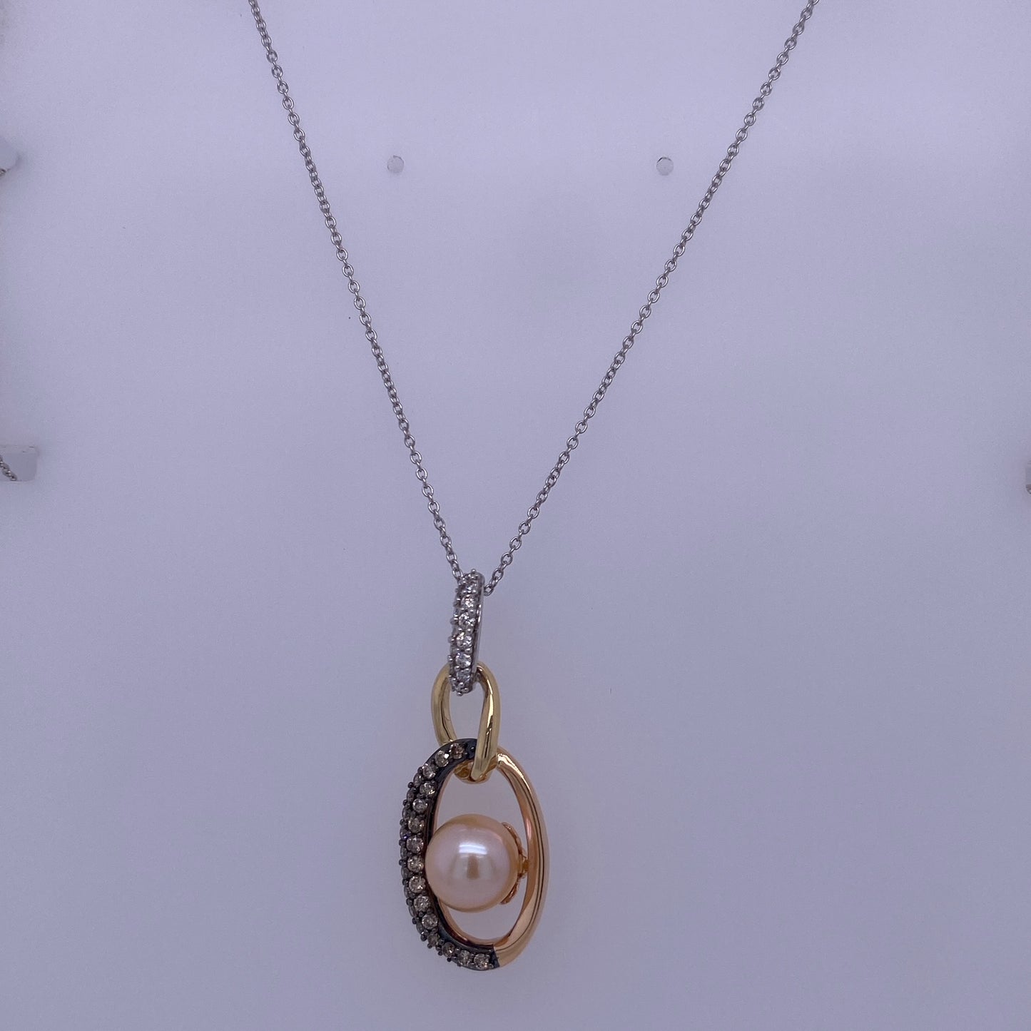 14k White Gold Thin Rolo Necklace W/ Tri-Tone Pearl Necklace