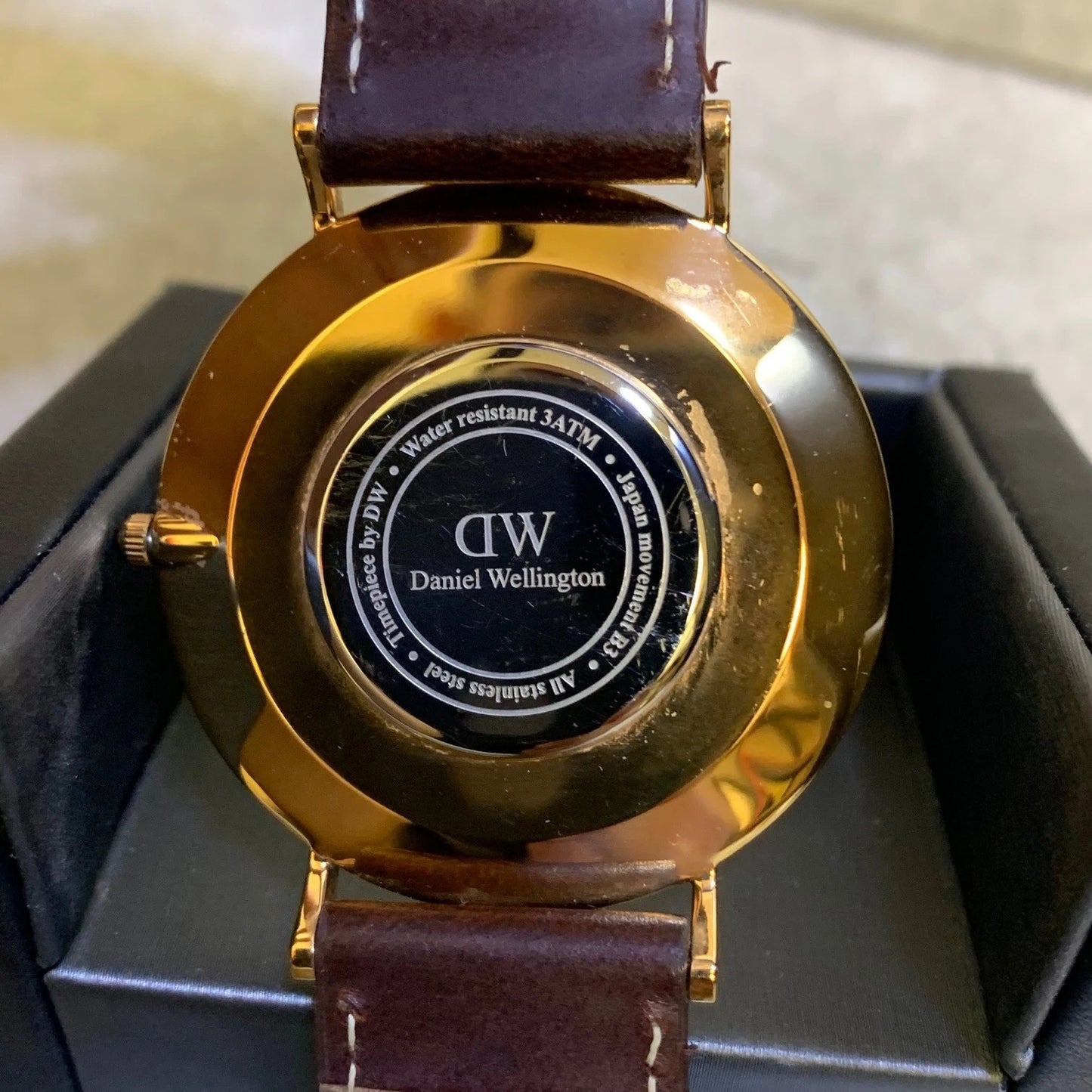 Daniel Wellington Classic Sheffield Yellow Black Leather Strap Mens Watch
