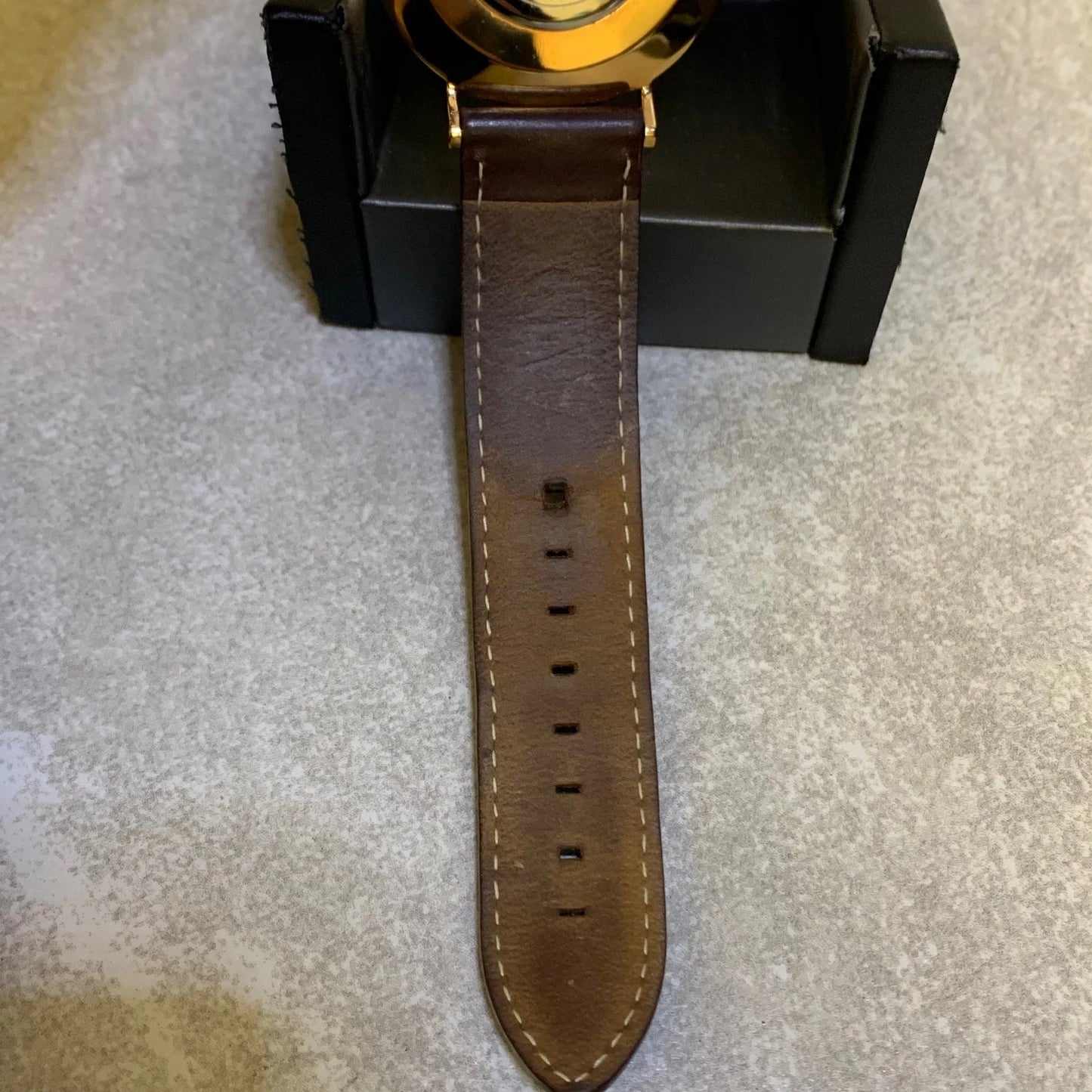 Daniel Wellington Classic Sheffield Yellow Black Leather Strap Mens Watch