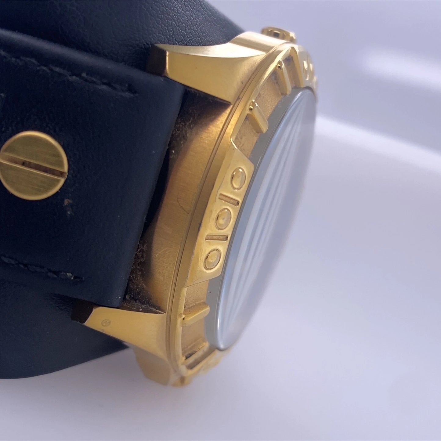 Guess W1297g1 Men's Gold/Black Quartz Watch